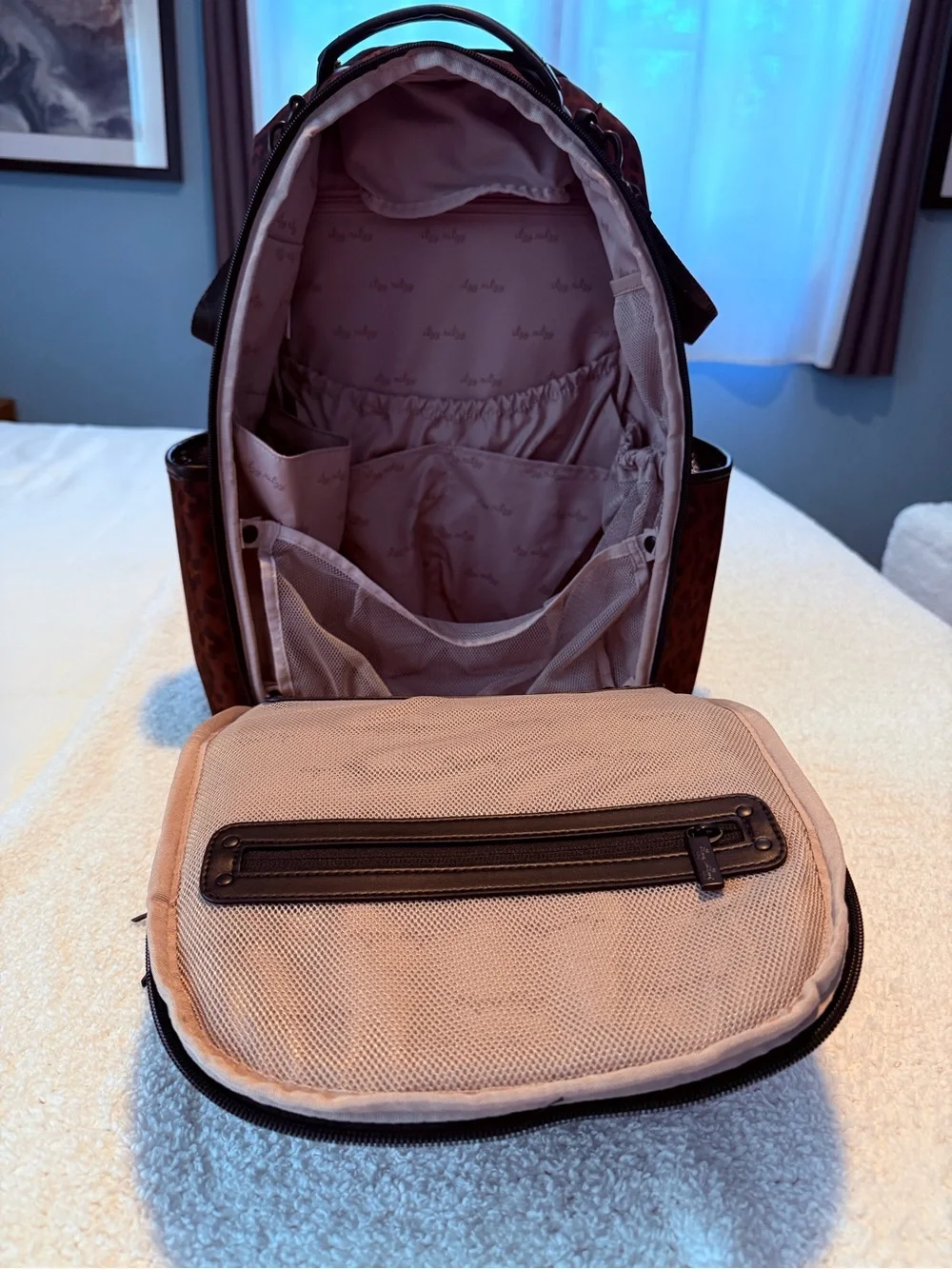 Itzy Boss Plus Diaper Bag